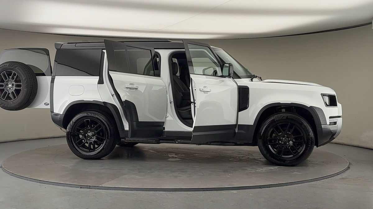 Used Land Rover Defender 110 2022 for sale - 77384966: Photo 55