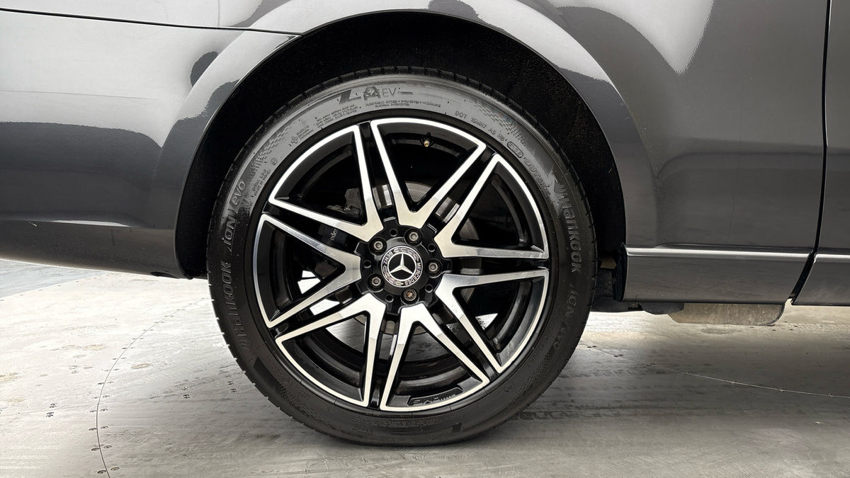 Used Mercedes-Benz V-Class 2023 for sale - 76224268: Photo 10