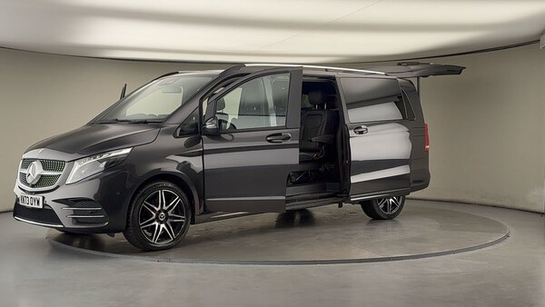Used Mercedes-Benz V-Class 2023 for sale - 76224268: Photo 22