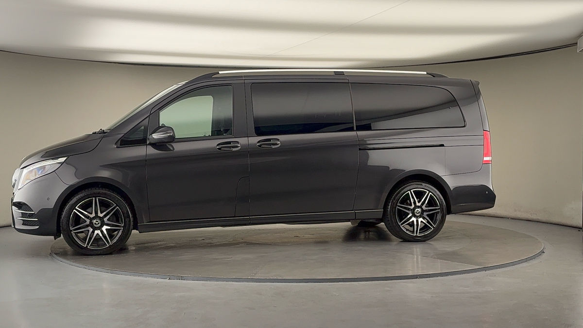 Used Mercedes-Benz V-Class 2023 for sale - 76224268: Photo 28