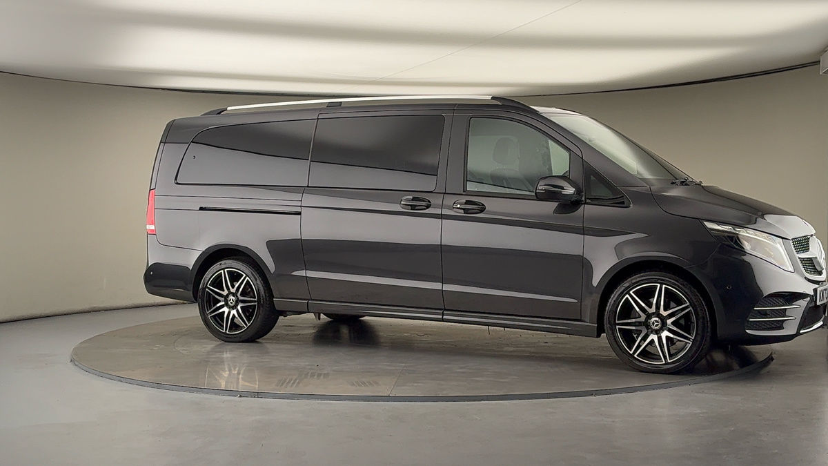 Used Mercedes-Benz V-Class 2023 for sale - 76224268: Photo 35