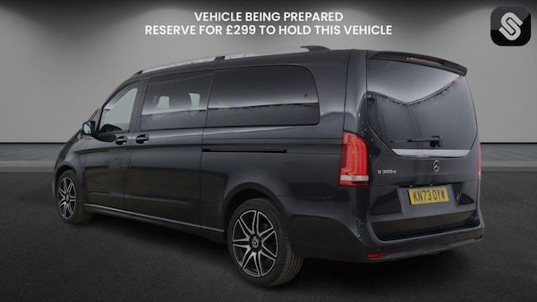 Used Mercedes-Benz V-Class 2023 for sale - 76224268: Photo 3