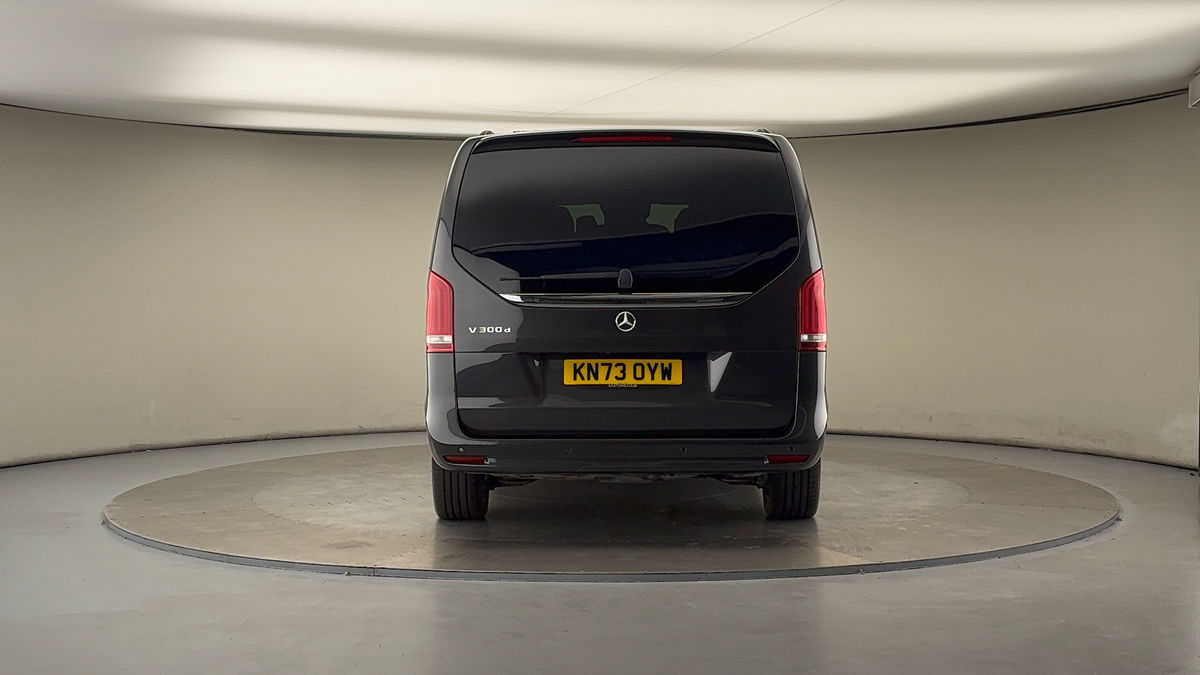 Used Mercedes-Benz V-Class 2023 for sale - 76224268: Photo 4