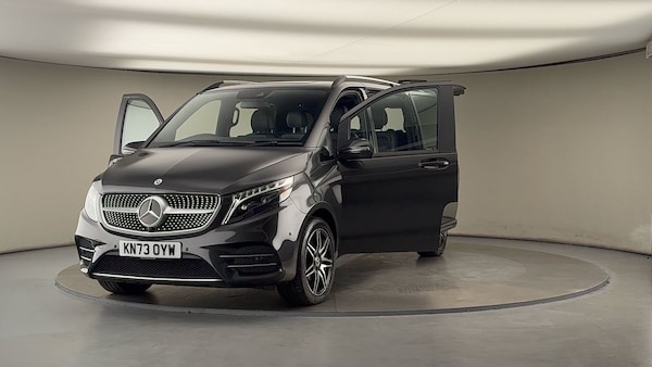 Used Mercedes-Benz V-Class 2023 for sale - 76224268: Photo 50