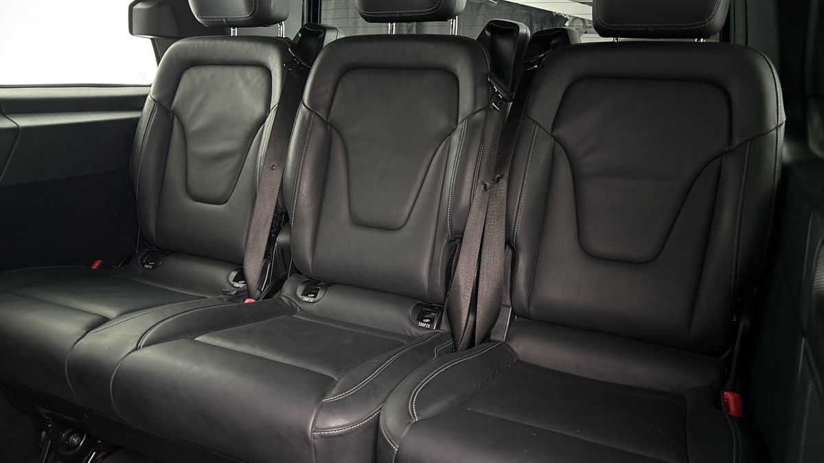 Used Mercedes-Benz V-Class 2023 for sale - 76224268: Photo 9