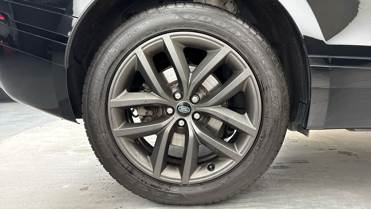 Used Land Rover Range Rover Velar 2023 for sale - 76470834: Photo 10