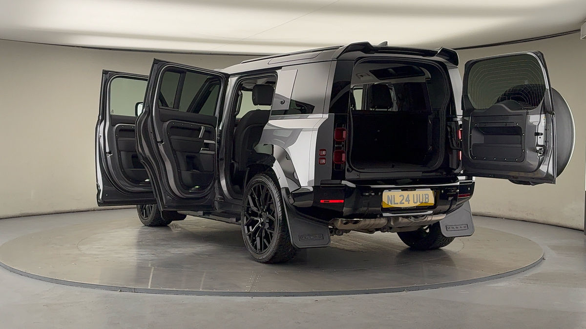 Used Land Rover Defender 110 2024 for sale - 76323902: Photo 23