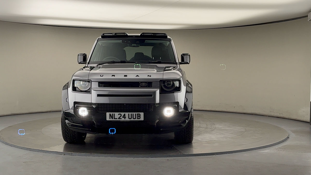 Used Land Rover Defender 110 2024 for sale - 76323902: Photo 3