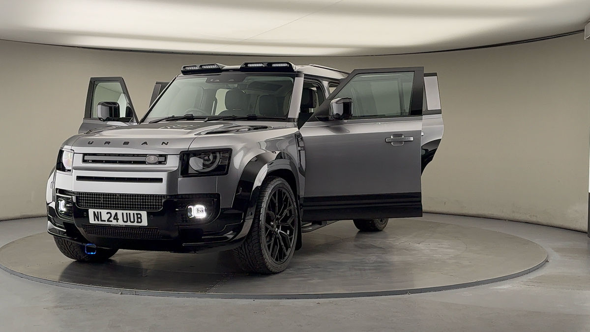 Used Land Rover Defender 110 2024 for sale - 76323902: Photo 56