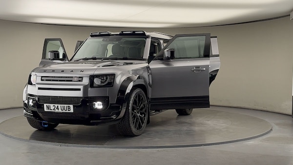 Used Land Rover Defender 110 2024 for sale - 76323902: Photo 56