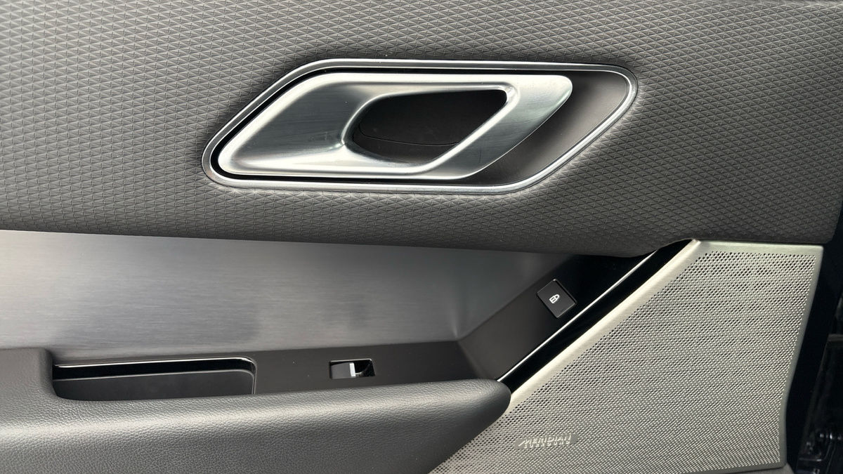 Used Land Rover Range Rover Velar 2021 for sale - 76119523: Photo 19