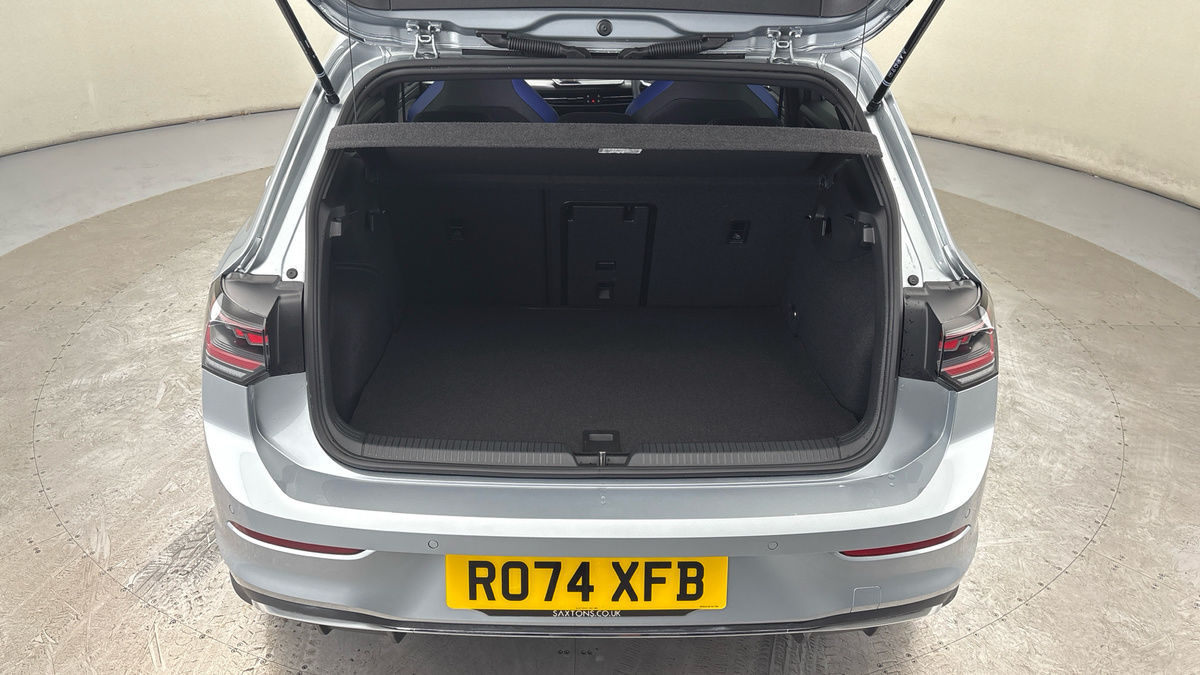 Used Volkswagen Golf 2024 for sale - 76387092: Photo 11