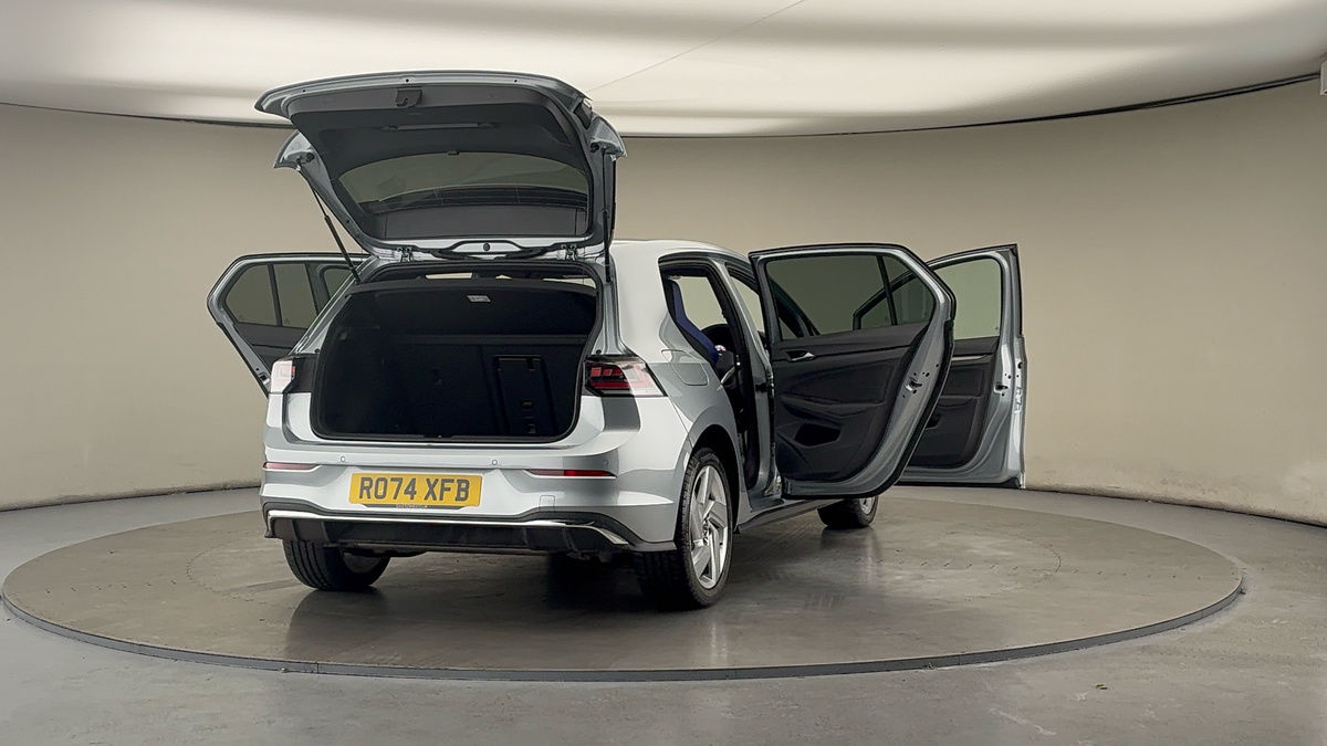 Used Volkswagen Golf 2024 for sale - 76387092: Photo 59