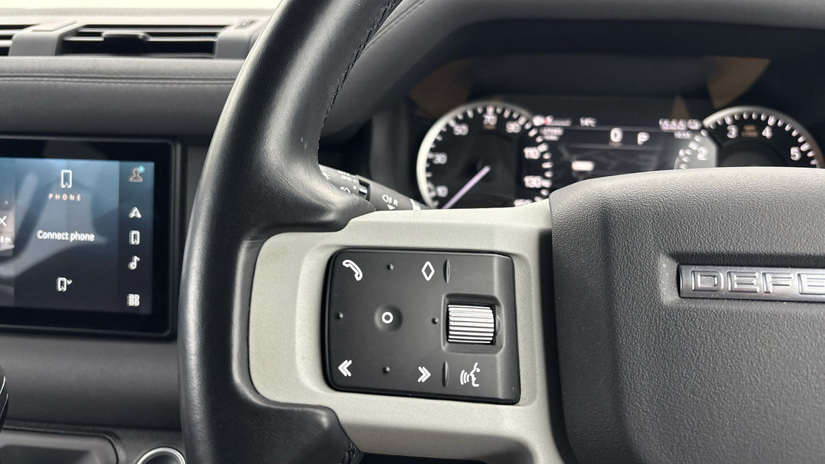 Used Land Rover Defender 2022 for sale - 77681552: Photo 13