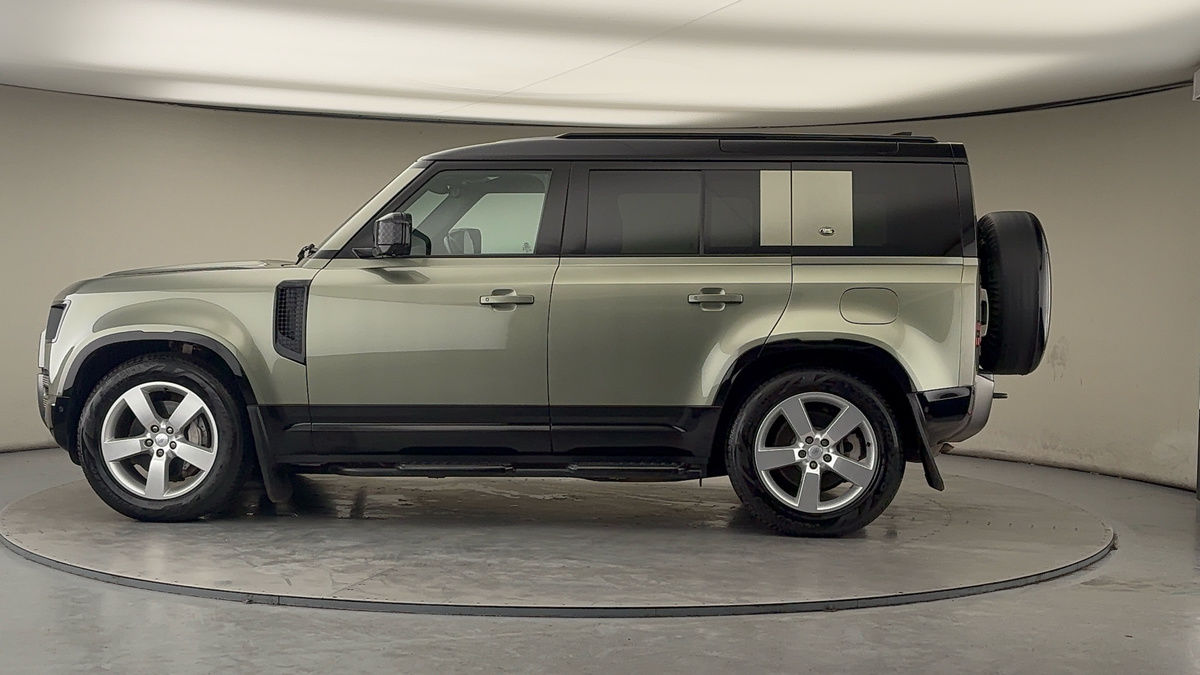 Used Land Rover Defender 2022 for sale - 77681552: Photo 27