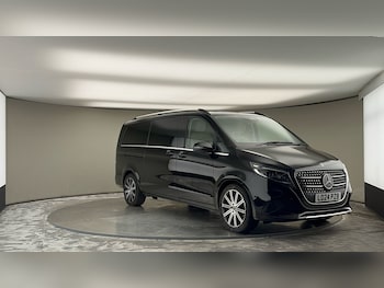 Used Mercedes-Benz V-Class 2024 for sale - 75778092: Photo