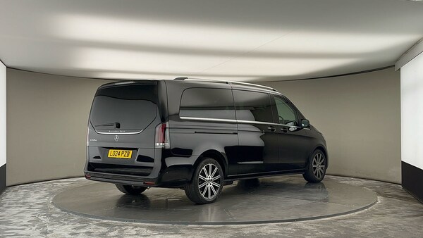 Used Mercedes-Benz V-Class 2024 for sale - 75778092: Photo 21