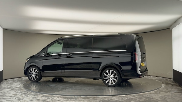 Used Mercedes-Benz V-Class 2024 for sale - 75778092: Photo 28