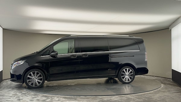 Used Mercedes-Benz V-Class 2024 for sale - 75778092: Photo 30