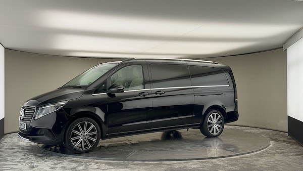 Used Mercedes-Benz V-Class 2024 for sale - 75778092: Photo 31