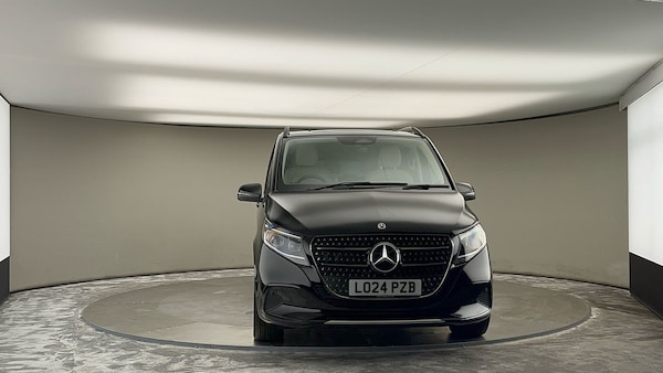 Used Mercedes-Benz V-Class 2024 for sale - 75778092: Photo 34