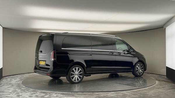 Used Mercedes-Benz V-Class 2024 for sale - 75778092: Photo 40
