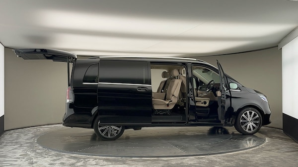Used Mercedes-Benz V-Class 2024 for sale - 75778092: Photo 58