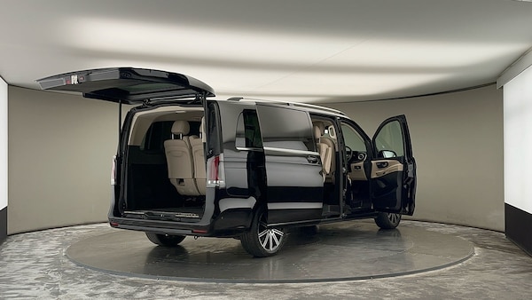 Used Mercedes-Benz V-Class 2024 for sale - 75778092: Photo 60