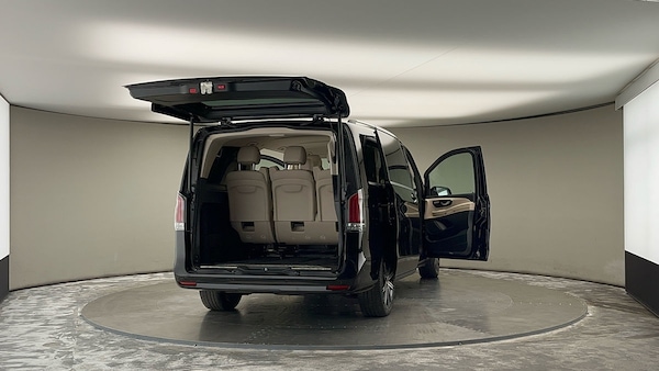 Used Mercedes-Benz V-Class 2024 for sale - 75778092: Photo 61