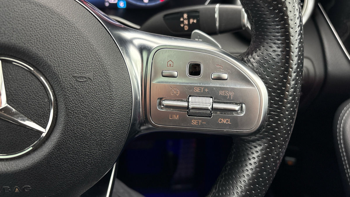 Used Mercedes-Benz GLC 2020 for sale - 77328902: Photo 27