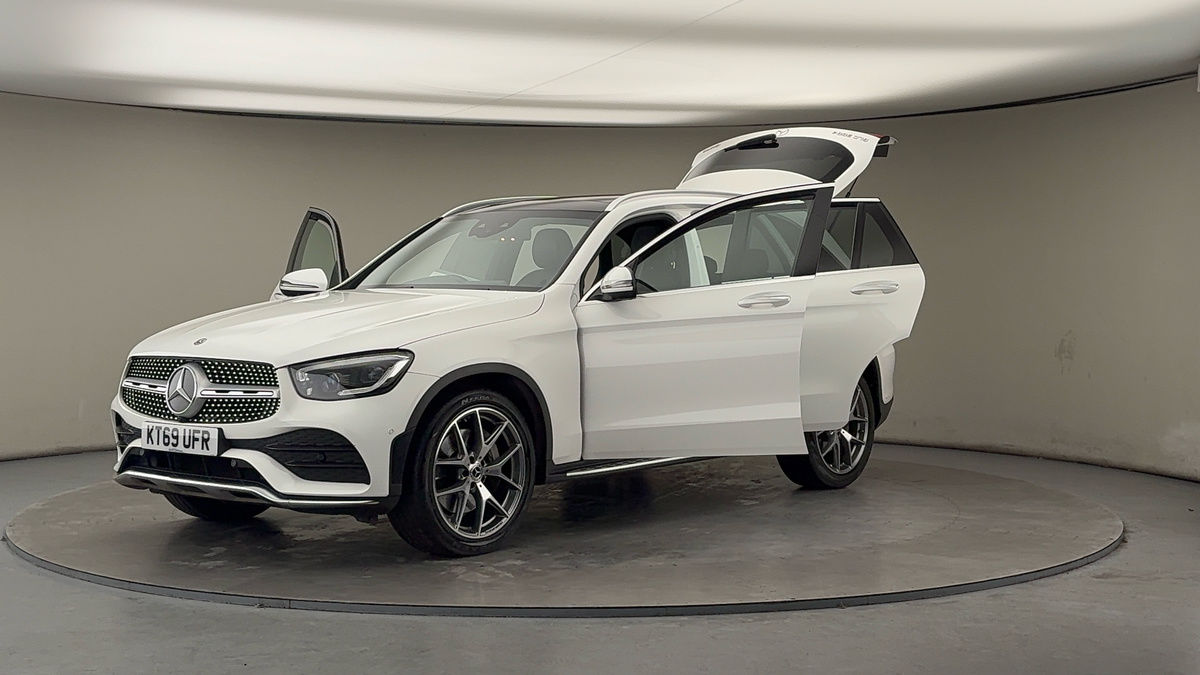 Used Mercedes-Benz GLC 2020 for sale - 77328902: Photo 93