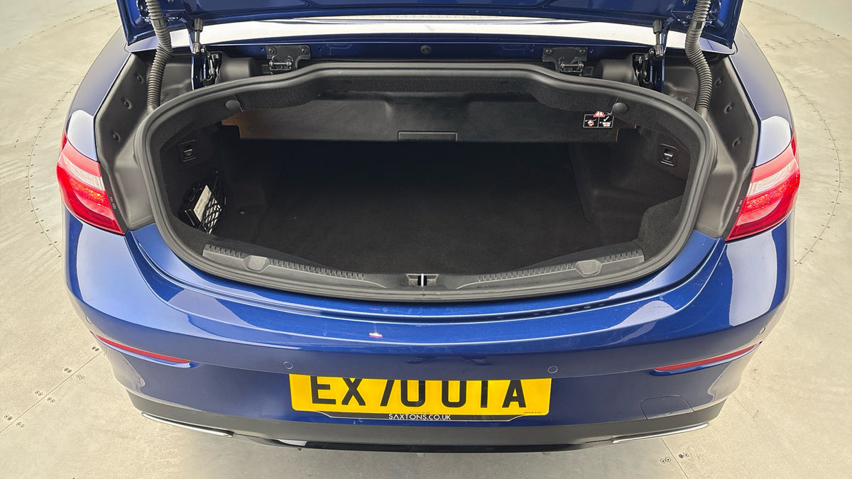 Used Mercedes-Benz E Class 2020 for sale - 77437972: Photo 11