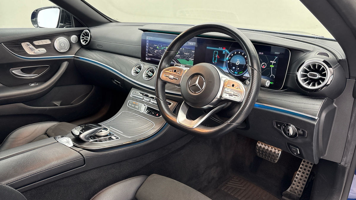 Used Mercedes-Benz E Class 2020 for sale - 77437972: Photo 5