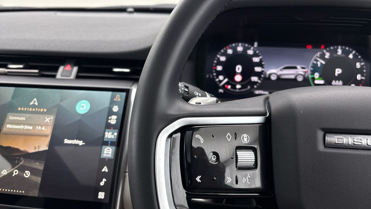 Used Land Rover Discovery Sport 2024 for sale - 76630368: Photo 13