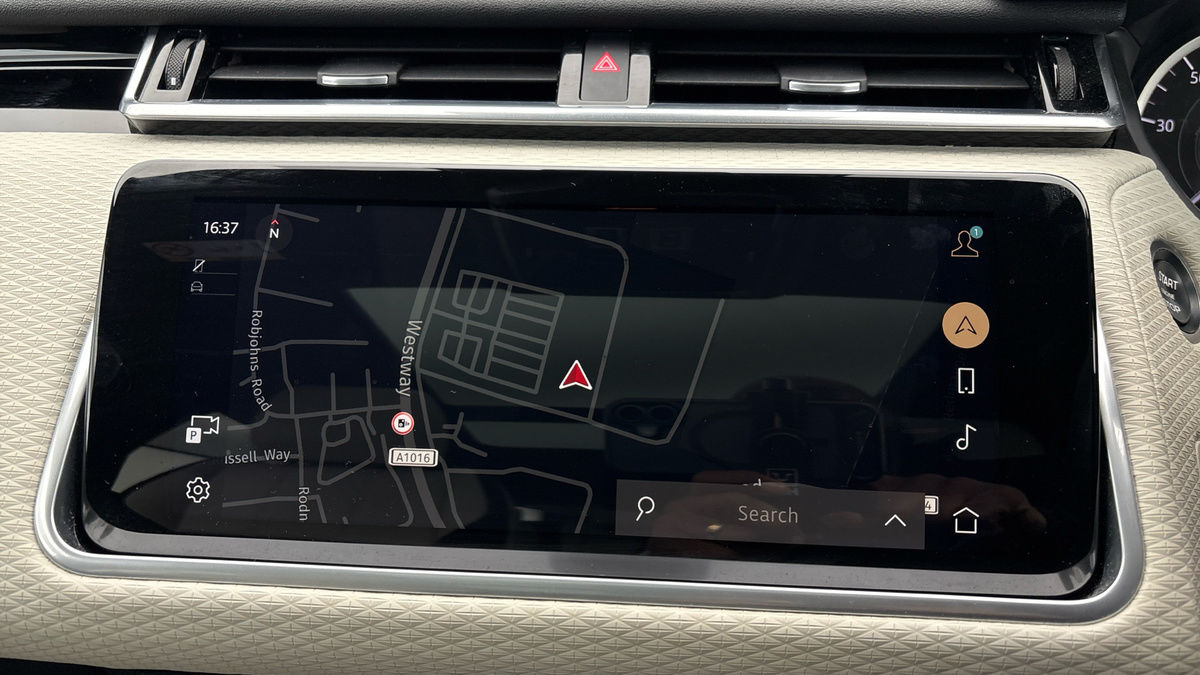 Used Land Rover Range Rover Velar 2023 for sale - 76712256: Photo 17