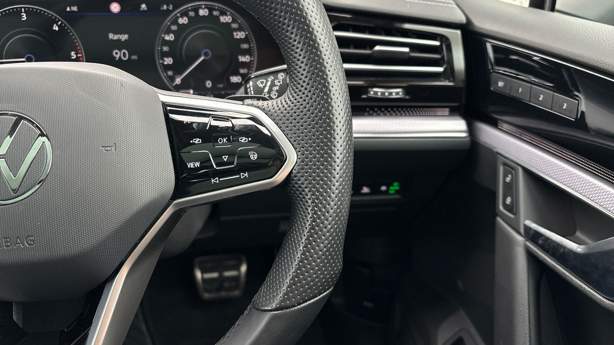 Used Volkswagen Touareg 2023 for sale - 76784690: Photo 14