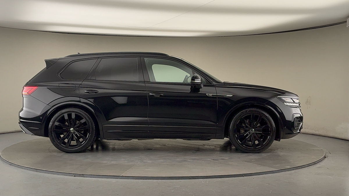 Used Volkswagen Touareg 2023 for sale - 76784690: Photo 16