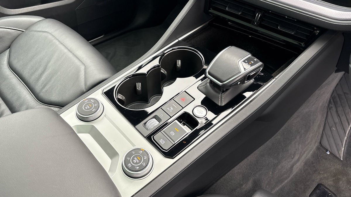 Used Volkswagen Touareg 2023 for sale - 76784690: Photo 18