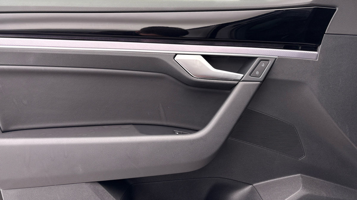 Used Volkswagen Touareg 2023 for sale - 76784690: Photo 19