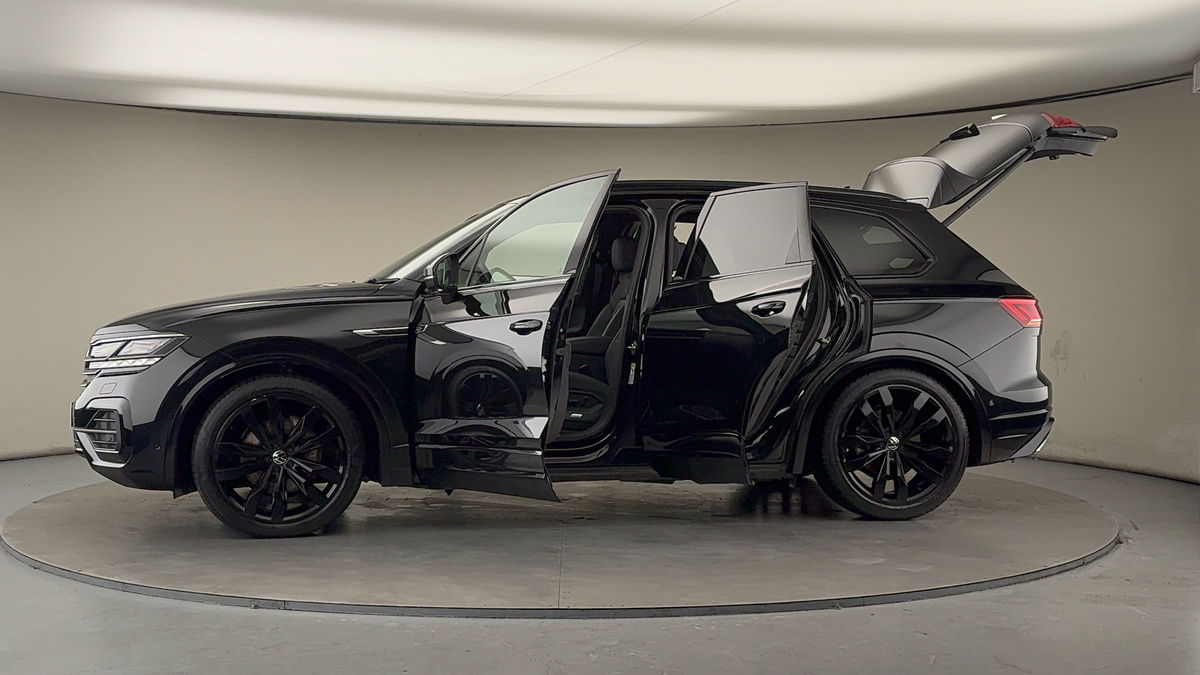 Used Volkswagen Touareg 2023 for sale - 76784690: Photo 47