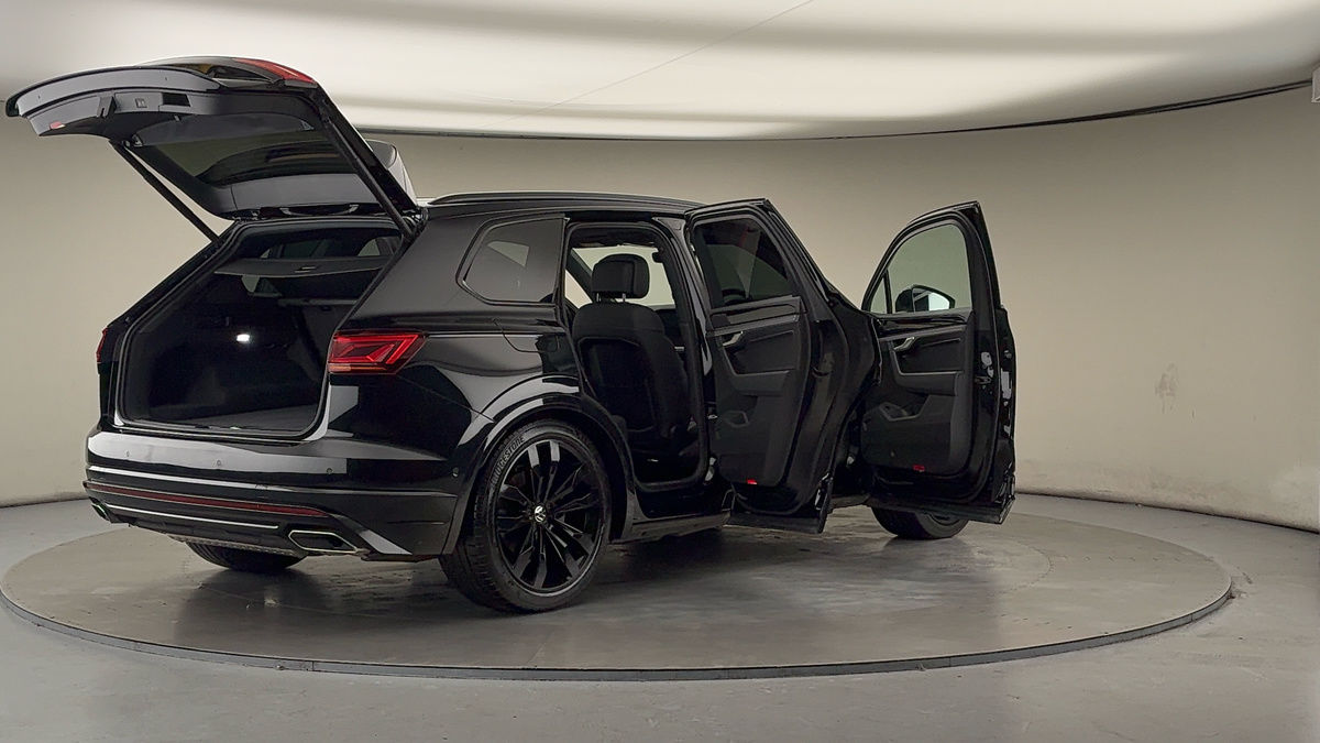 Used Volkswagen Touareg 2023 for sale - 76784690: Photo 58