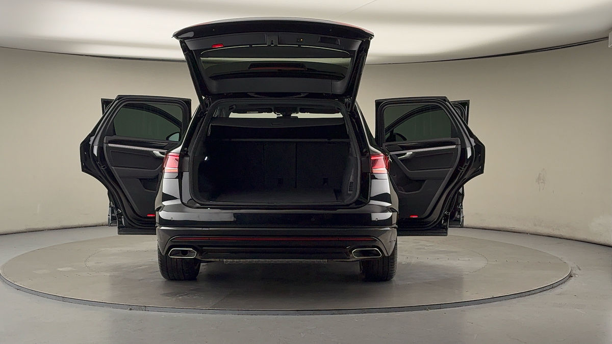 Used Volkswagen Touareg 2023 for sale - 76784690: Photo 60