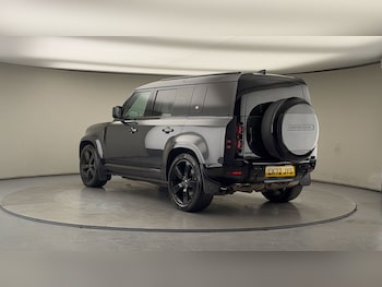 Used Land Rover Defender 110 2022 for sale - 77694019: Photo