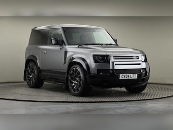 Used Land Rover Defender 90 2024 for sale - 76057255: Photo