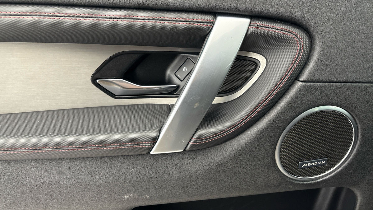 Used Land Rover Discovery Sport 2022 for sale - 76323901: Photo 19