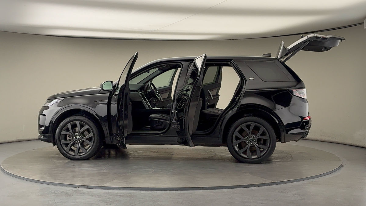 Used Land Rover Discovery Sport 2022 for sale - 76323901: Photo 47