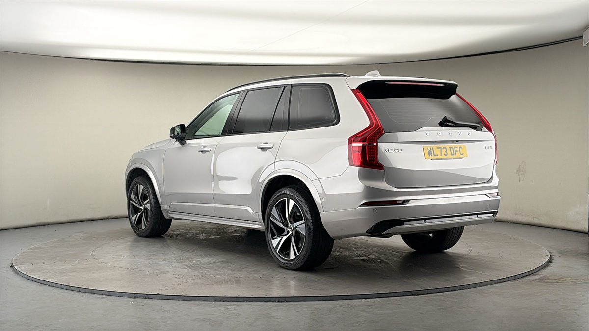 Used Volvo XC90 2023 for sale - 78168189: Photo 2