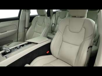 Used Volvo XC60 2021 for sale - 74747692: Photo