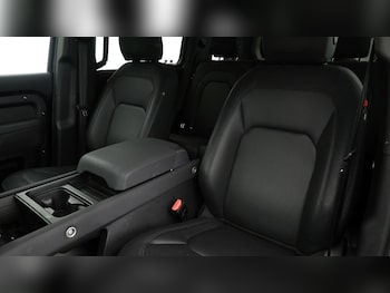 Used Land Rover Defender 110 2023 for sale - 75150228: Photo