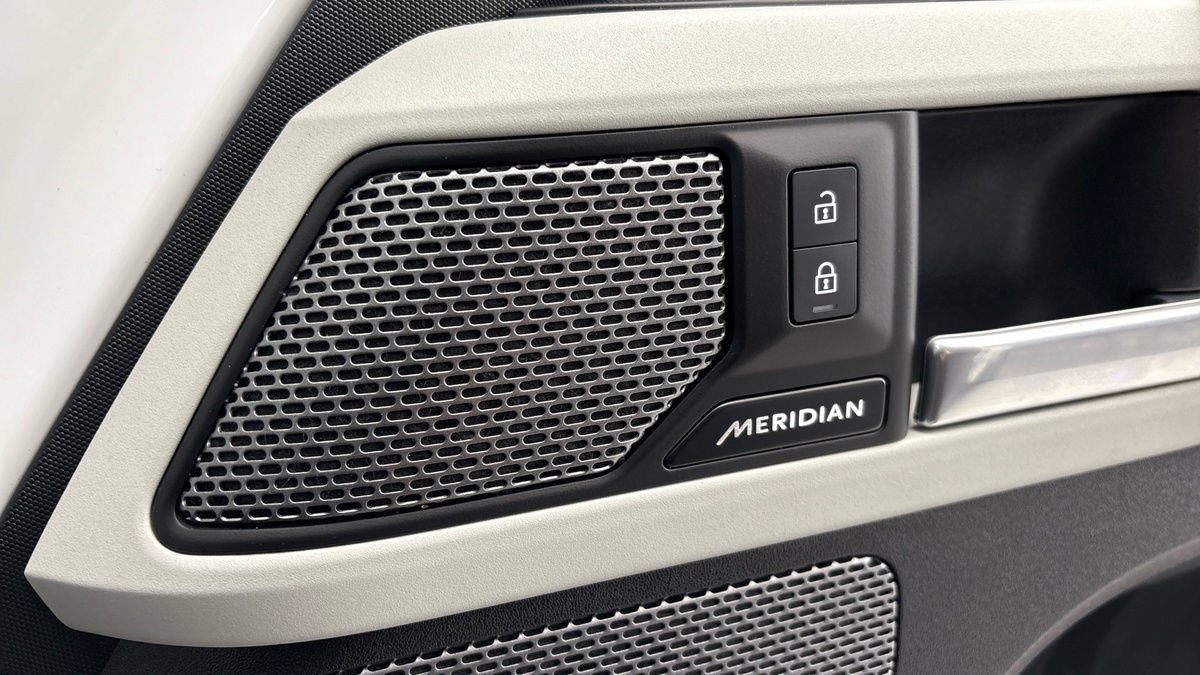 Used Land Rover Defender 90 2024 for sale - 77370432: Photo 25